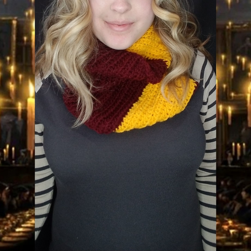 Harry Potter Hogwarts houses themed infinity scarf